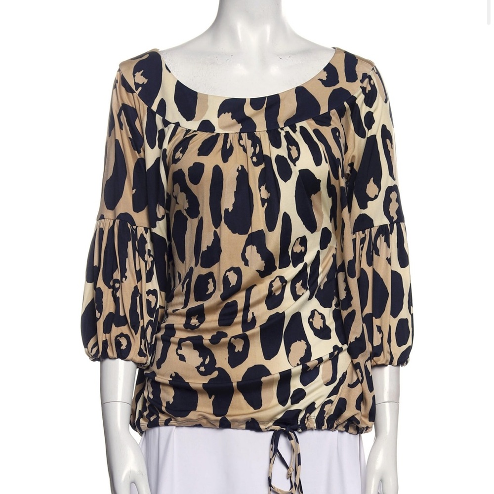 Diane Von Furtenberg silk printed blouse